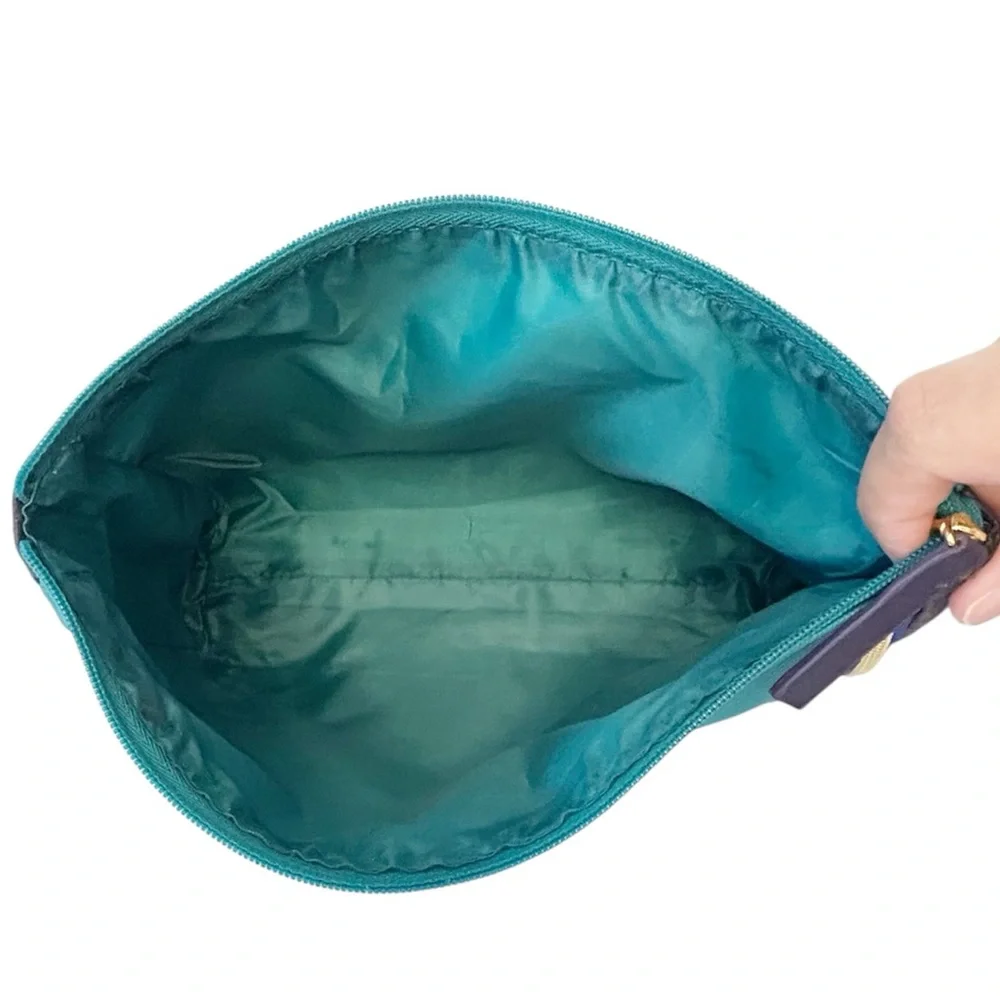 Estée Lauder Turquoise and Navy Cosmetics Bag with Zipper Accents